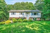Building Photo - 128 Cedar Cliff Rd