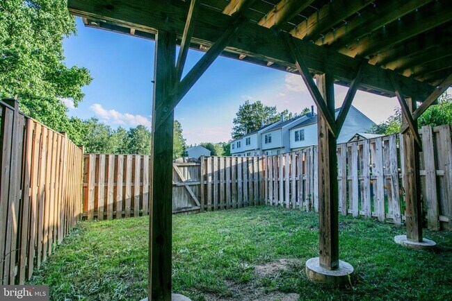 Building Photo - 12830 Evansport Pl