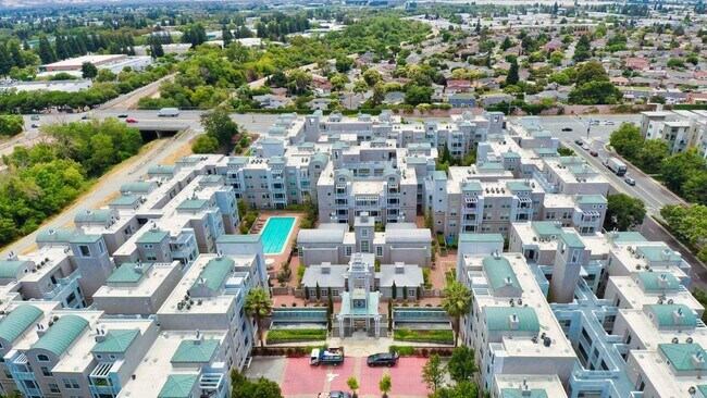 Building Photo - 3901 Lick Mill Blvd