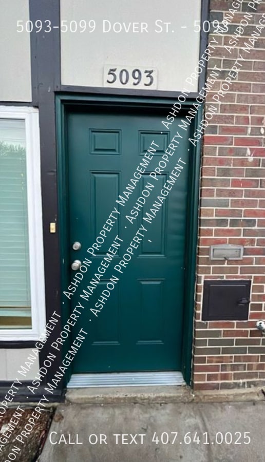 Primary Photo - 5093-5099 Dover St.-5093