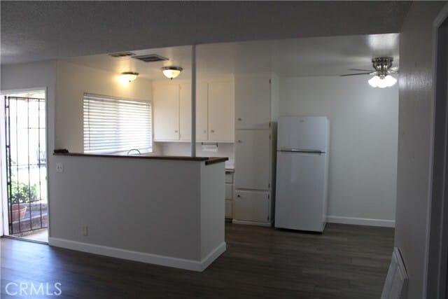 Building Photo - 1342 W Valencia Dr