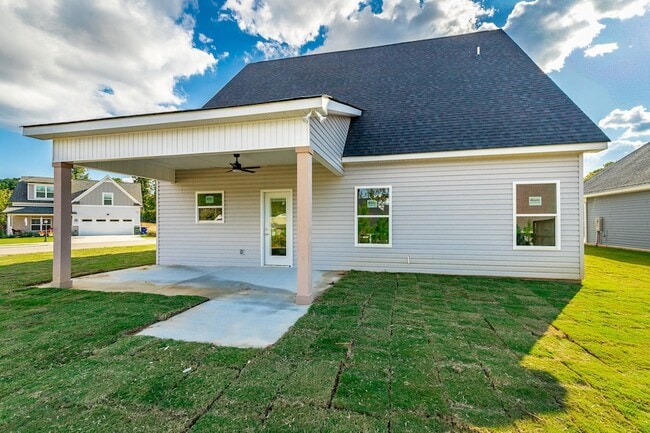 Building Photo - 5085 Oop Rd