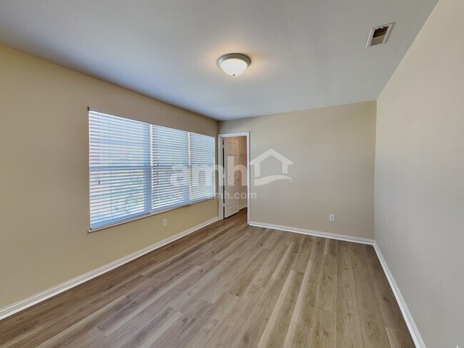 Building Photo - 6385 Matcumbe Way