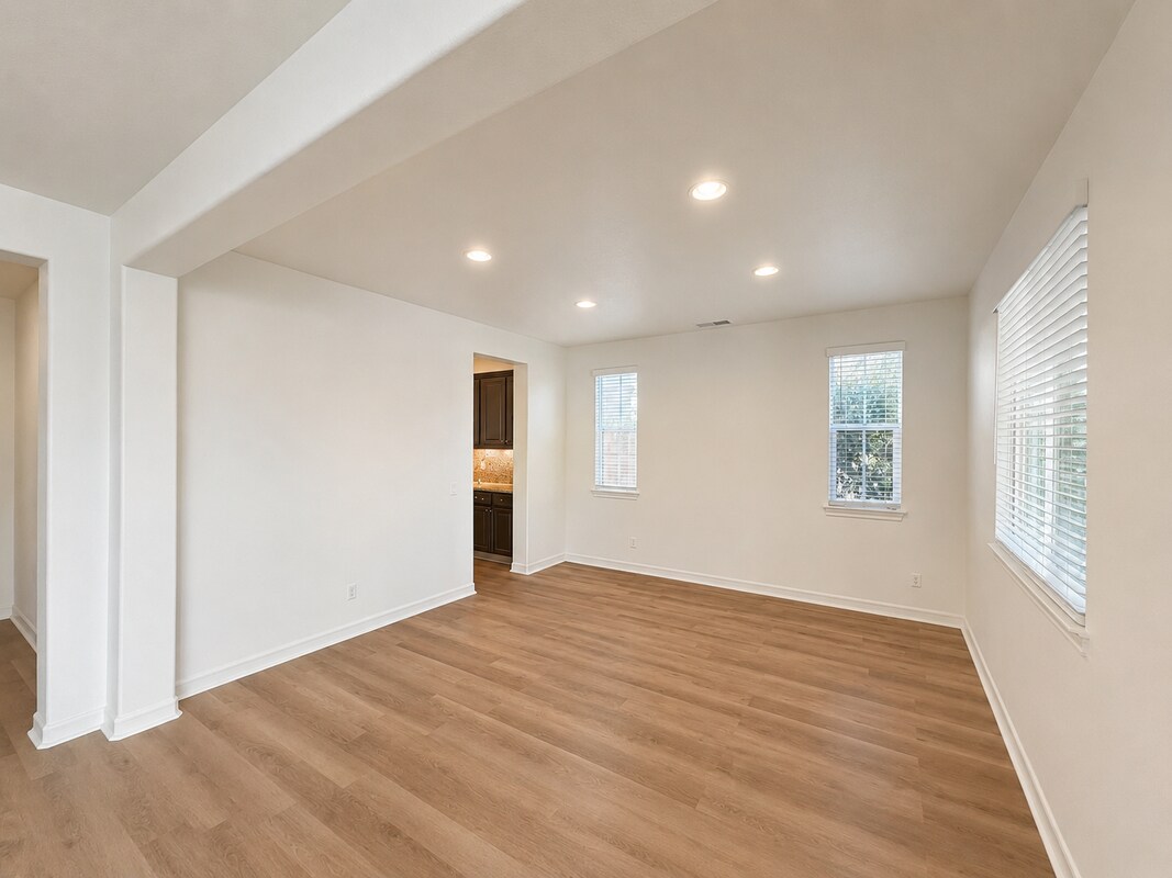 Building Photo - 46338 Durango Dr