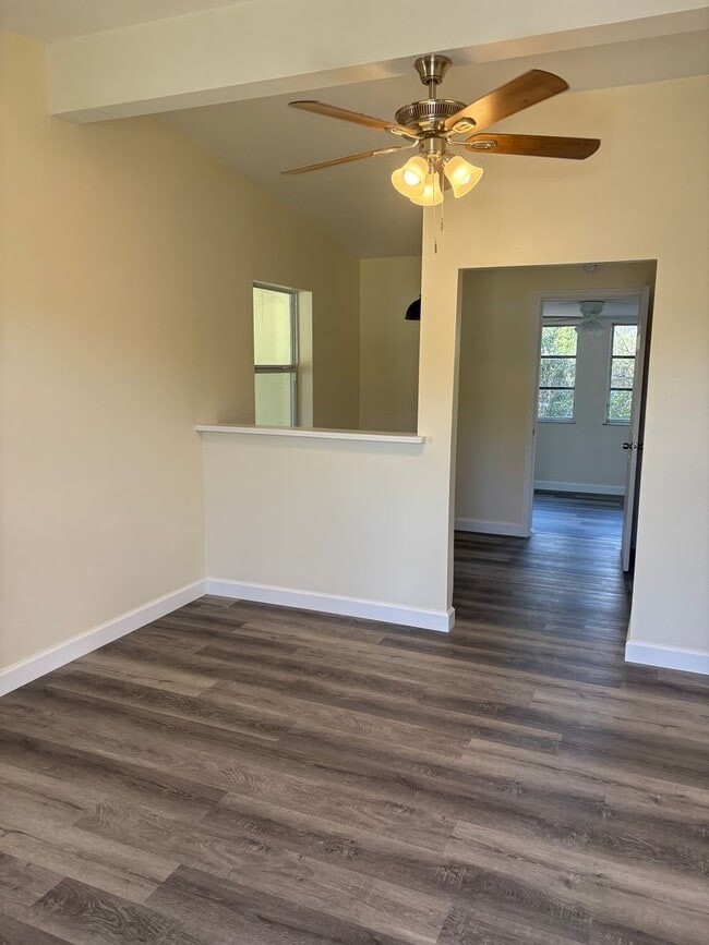 Building Photo - Totally Remodeled Deltona Beauty