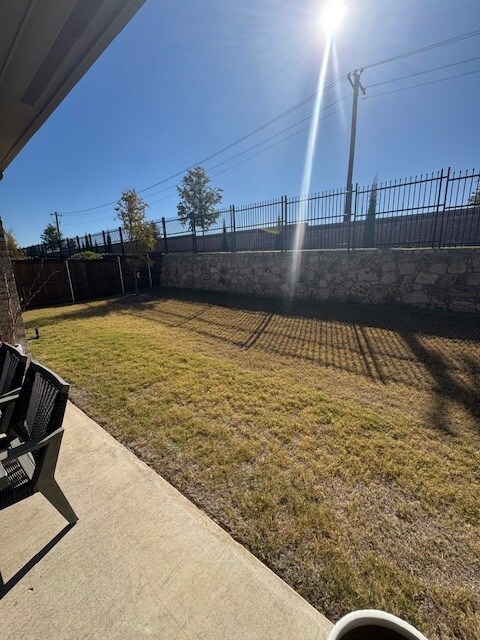 Building Photo - 2241 Boboli Ct