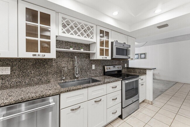 Building Photo - 3450 S Ocean Blvd