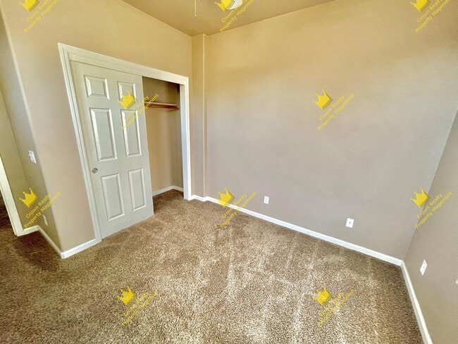 Building Photo - 1172 Goble Ct