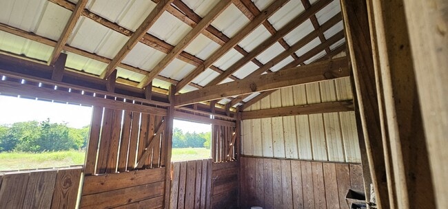 Building Photo - 7307 Rhodes Ln