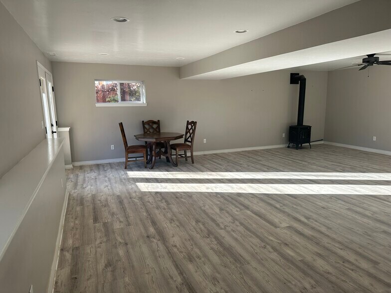 Building Photo - 108 Conejo Pl