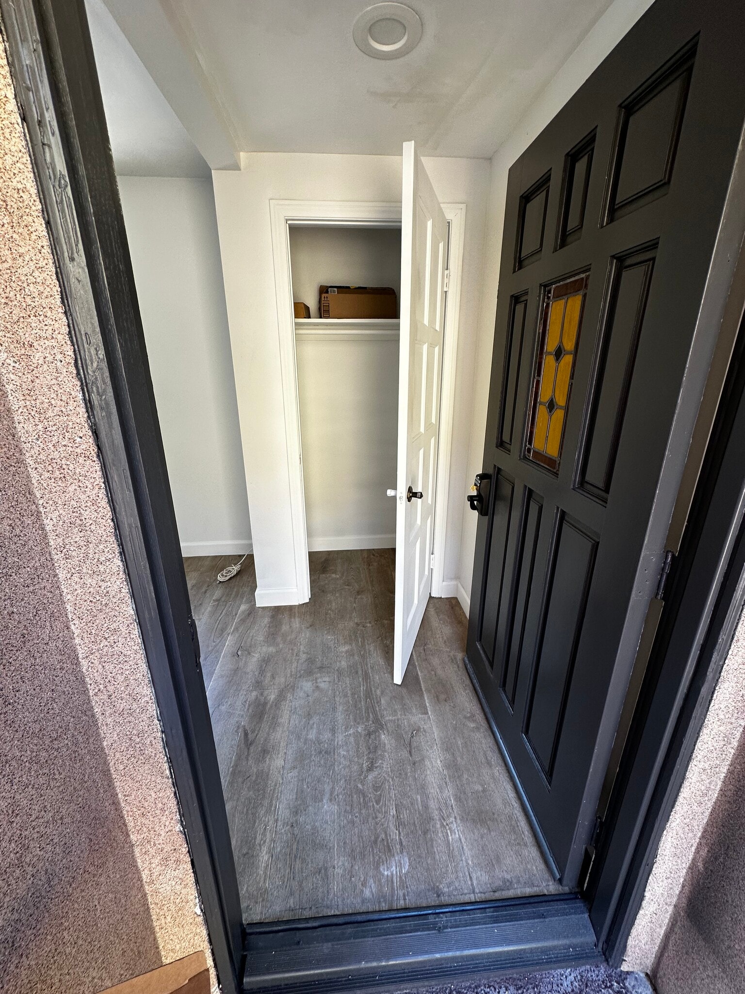 Coat closet and or extra closet / storage - 8532 Vine Valley Dr