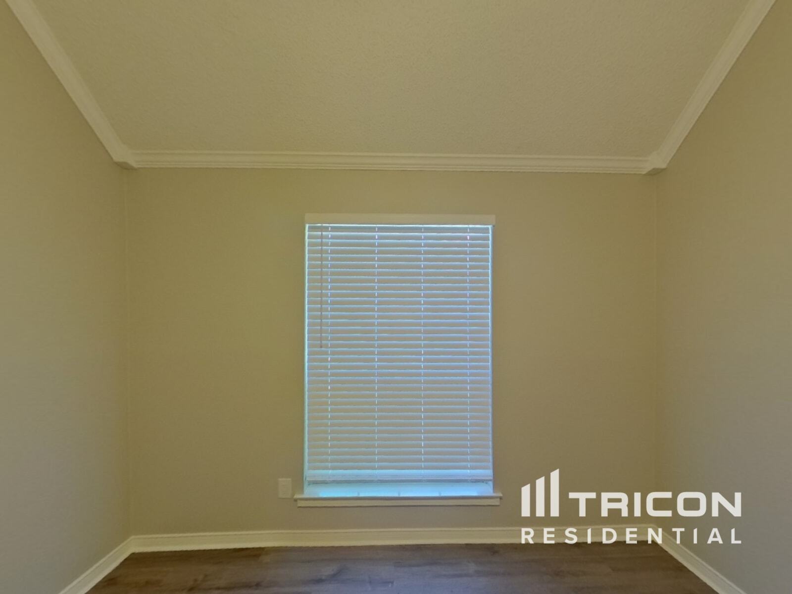 Building Photo - 2708 Hemingway Dr