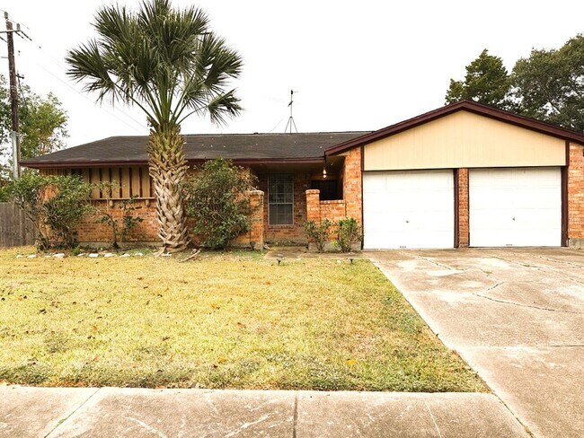 Building Photo - 15934 Blueridge Rd