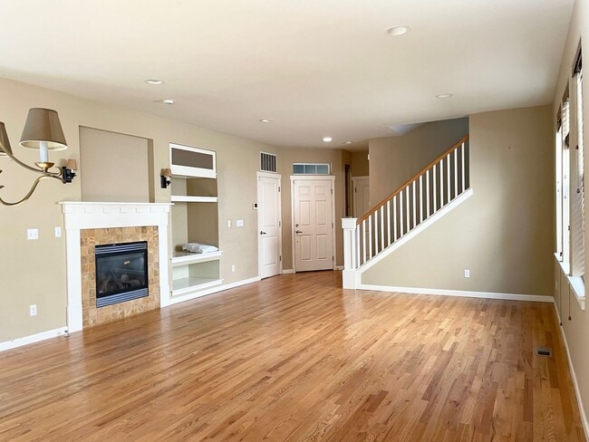 Building Photo - Beautiful 3 Bed 2.5 Bath Home in Redmond