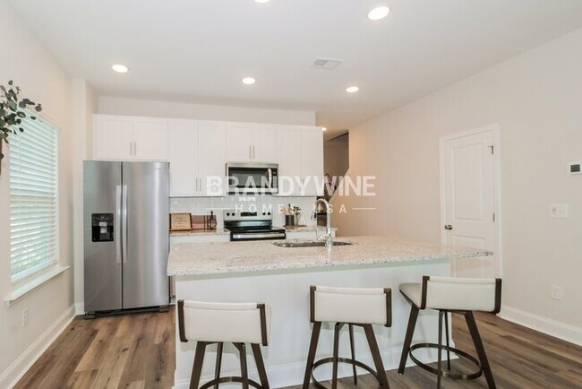 Building Photo - 1072 Wildflower Dr