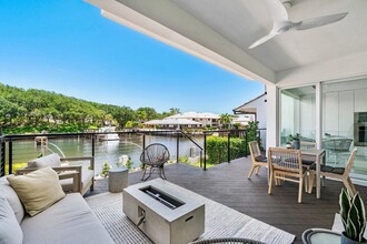 Building Photo - 5284 Boca Marina Cir S