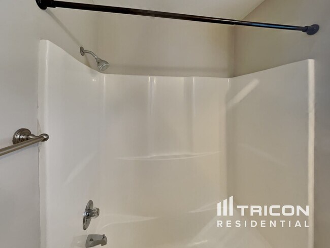 Building Photo - 131 Ruland Cir