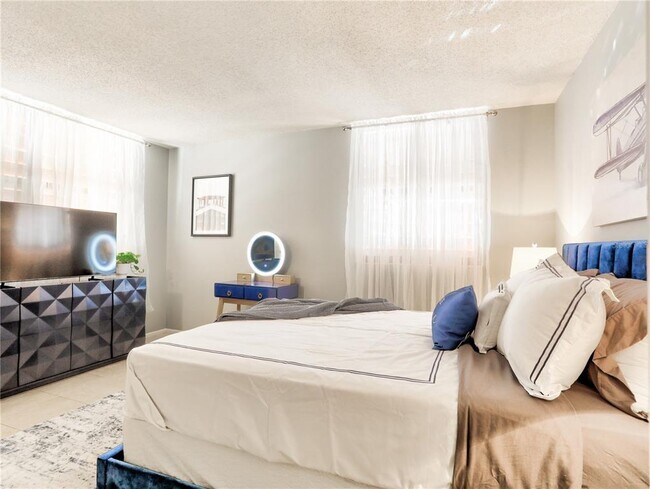 Building Photo - 133 Wild Palm Dr