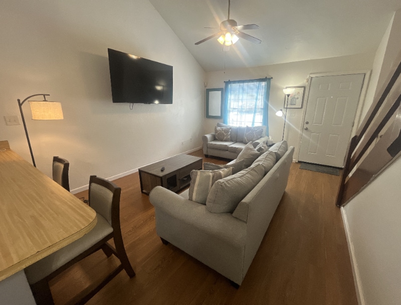 Building Photo - 1119 Ocala Rd