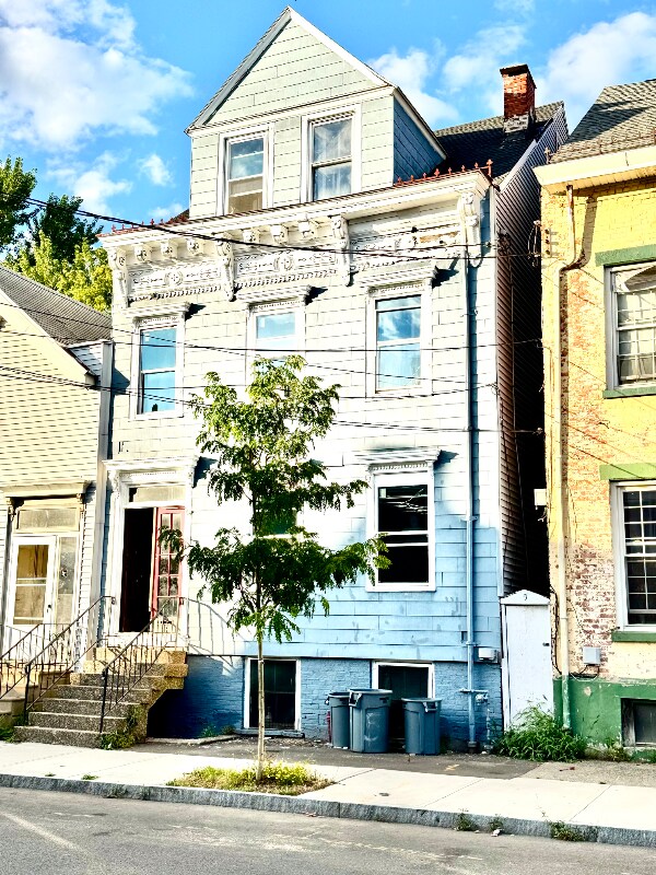 Building Photo - 5 West St