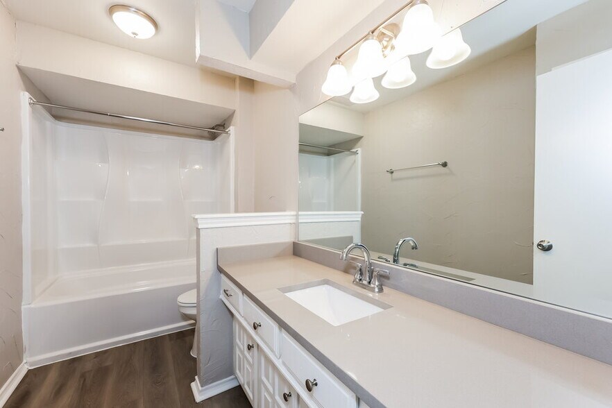 Building Photo - 1134 Madlynne Dr