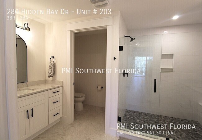 Building Photo - 280 Hidden Bay Dr