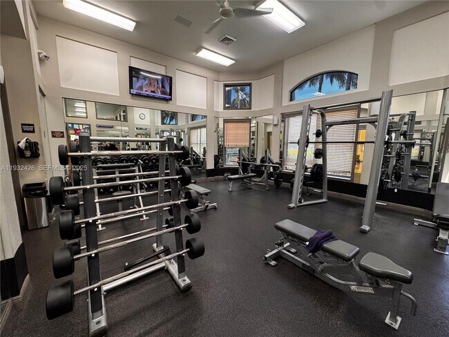 Building Photo - 876 Spinnaker Dr