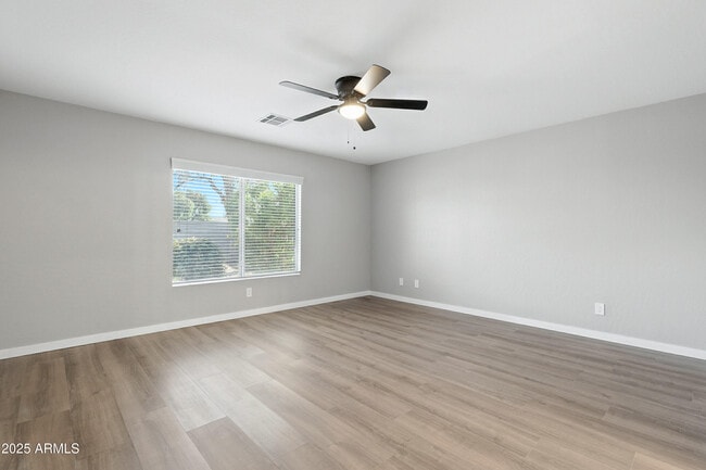 Building Photo - 3735 E Rousay Dr