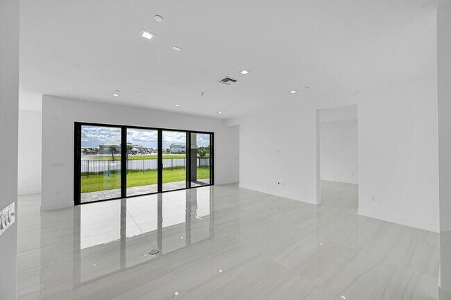 Building Photo - 9979 Migration Pt