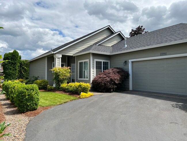 Building Photo - 2346 NE Ashton Way