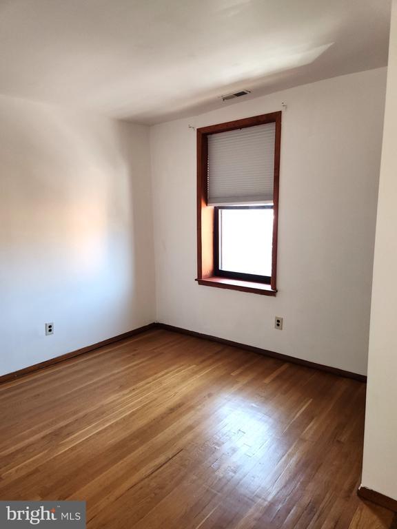 Building Photo - 746 South St