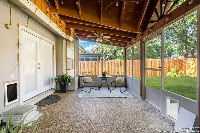 Building Photo - 3410 Green Spring Dr