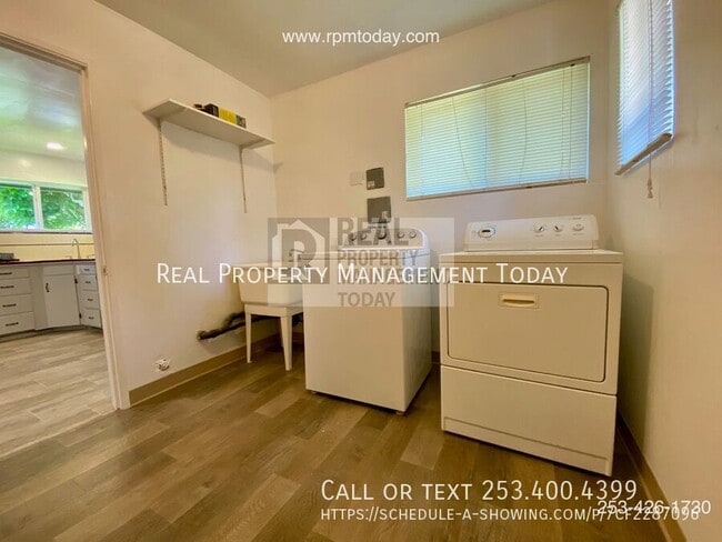 Building Photo - 5802 S M St