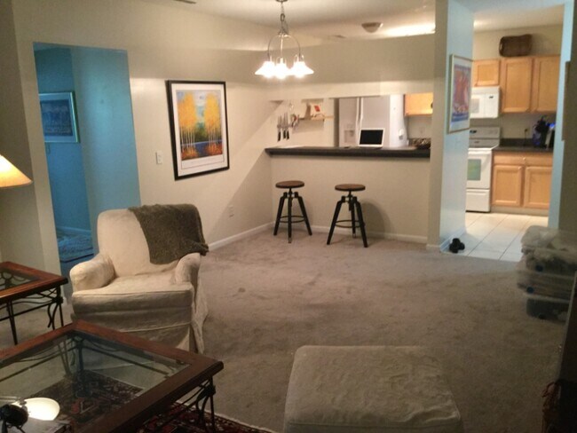 Building Photo - 1123 Joyce Ln