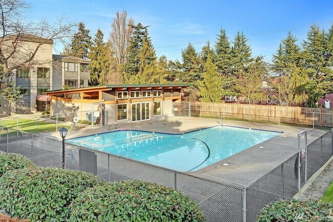 Building Photo - 7001 Sand Point Way NE