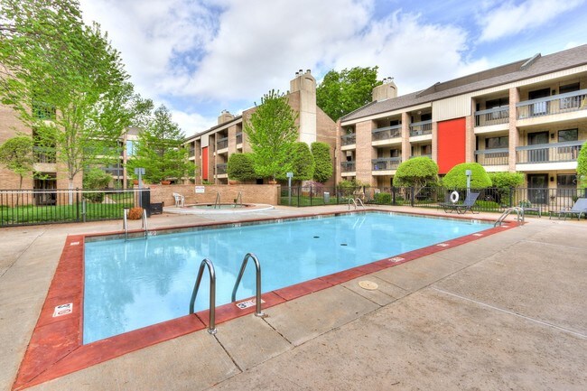 Building Photo - 600 NW 4th St