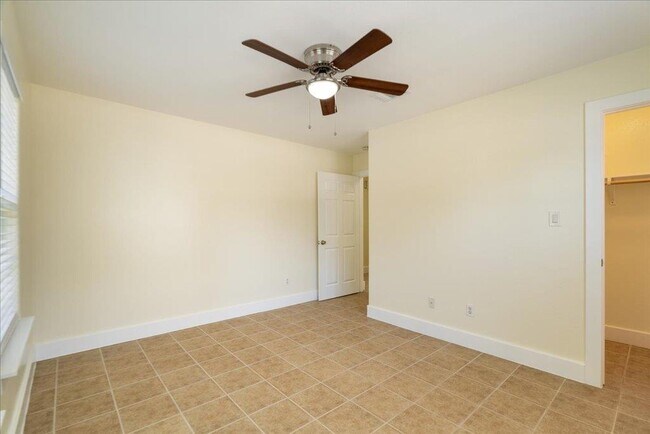 Building Photo - 500 Tillery St