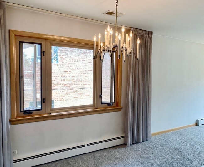 Building Photo - 4520 Thatcher Ave