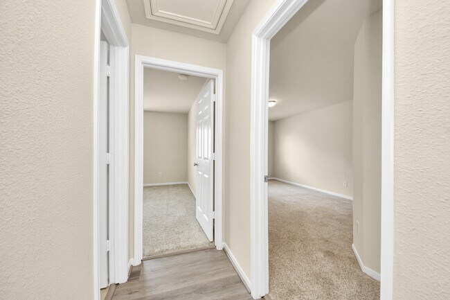 Building Photo - 13127 Barn Course Dr