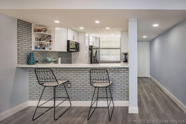 Building Photo - 3630 Whitehall Dr