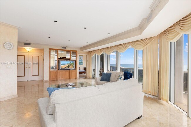 Building Photo - 9601 Collins Ave