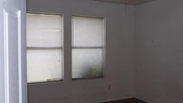 Building Photo - 809 Shady Grove Dr