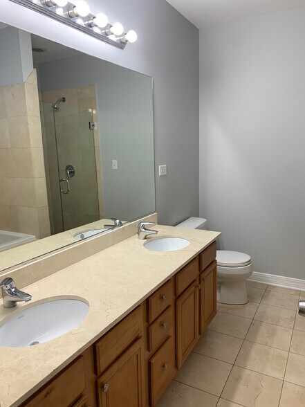 master bath vanity - 2327 S Sawyer Ave