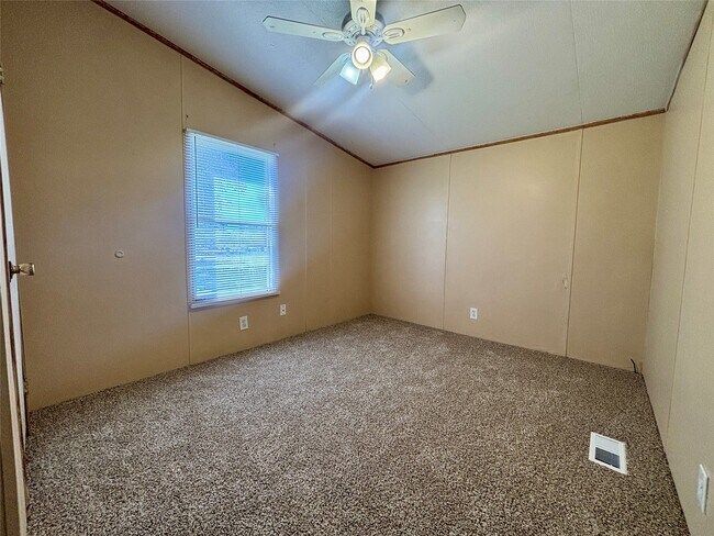 Building Photo - 11739 E Old Oak Trail