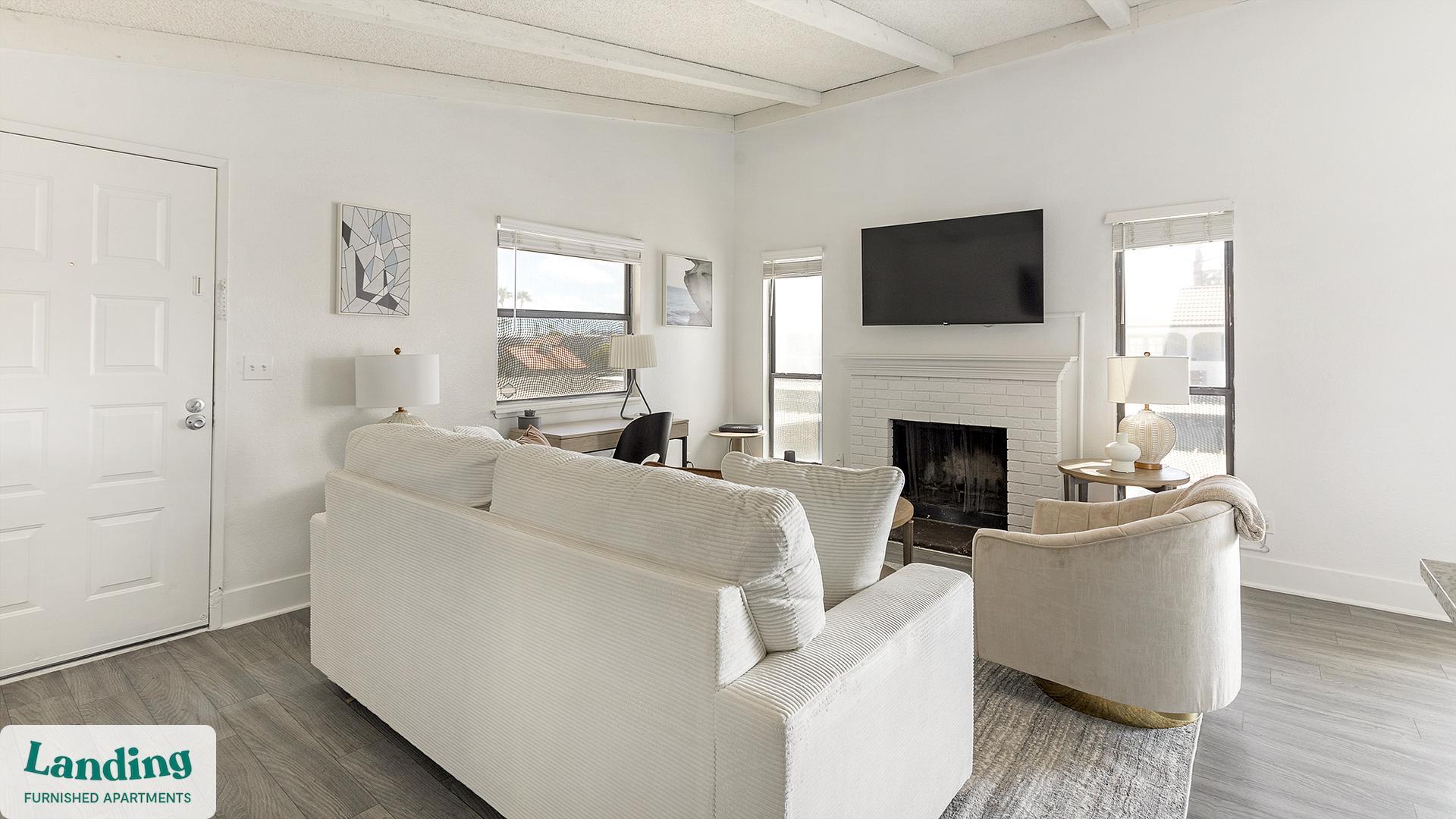 Building Photo - 5272 Tamarus St