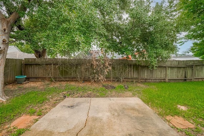 Building Photo - 13126 Kingsmill Dr