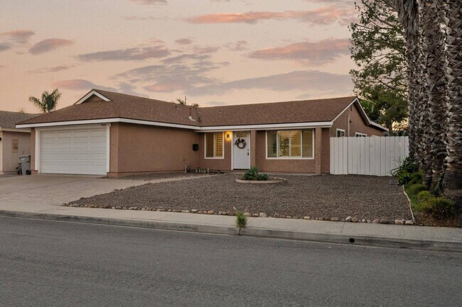 Building Photo - 7630 Andasol St