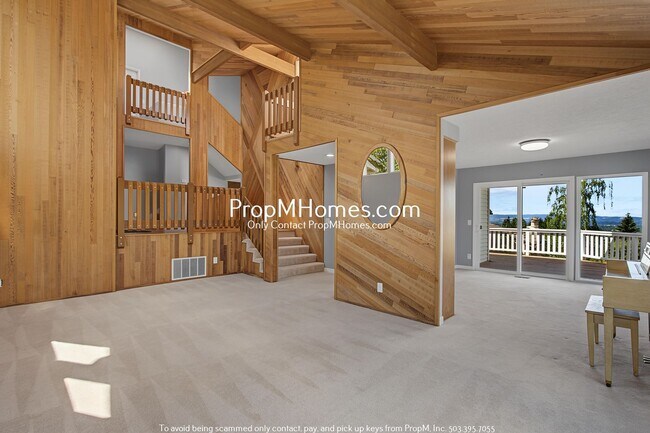 Building Photo - 8271 SW 184th Ave