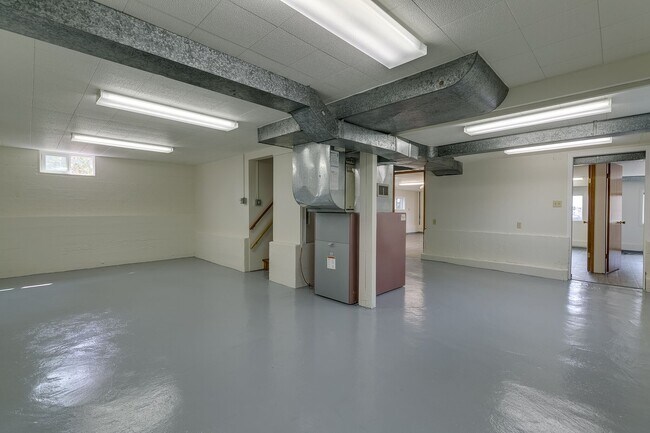 Building Photo - Water View Kirkland home West of Market street!