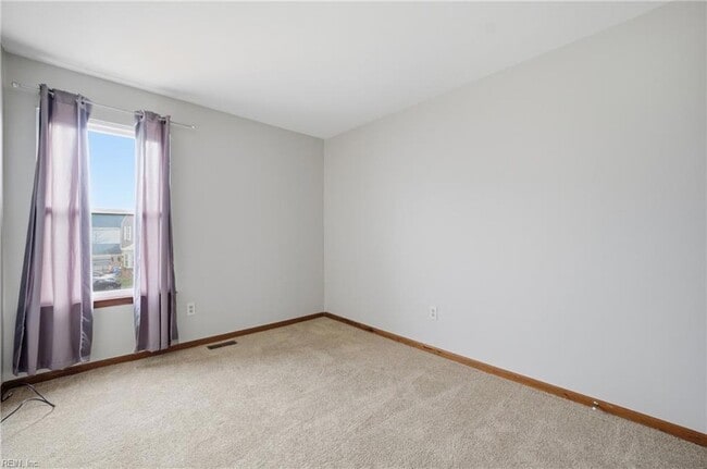 Building Photo - 725 Mill Landing Rd